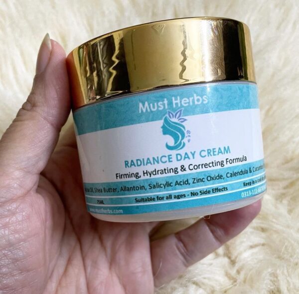 Radiance Day Cream by MustHerbs